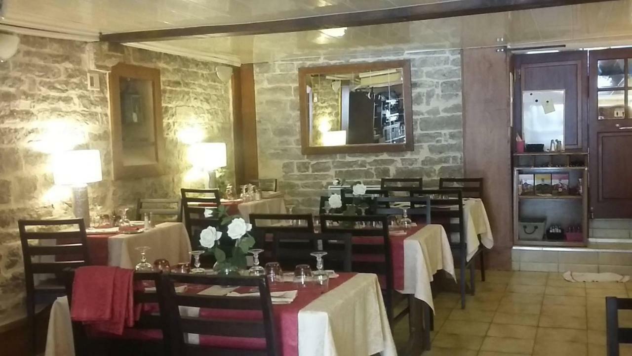 La Petite Maison D'Arnal サン・テニミー エクステリア 写真